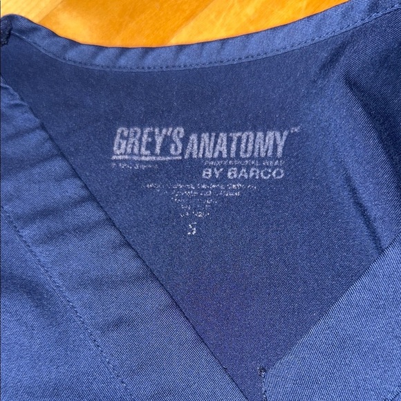 Grey's Anatomy Women’s Dark Blue Scrub Top Size Small - Picture 3 of 10